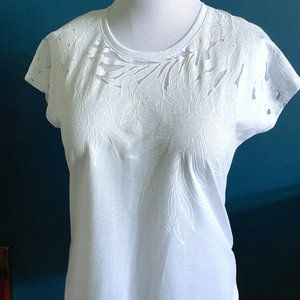 CHICO'S CUT LACE SHORT SLEEVE WHITE TOP - SIZE 1(M/8) - NWT